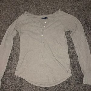 American Eagle Long Sleeved T Shirt